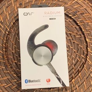 Cylo Radium Bluetooth Earbuds With Pouch